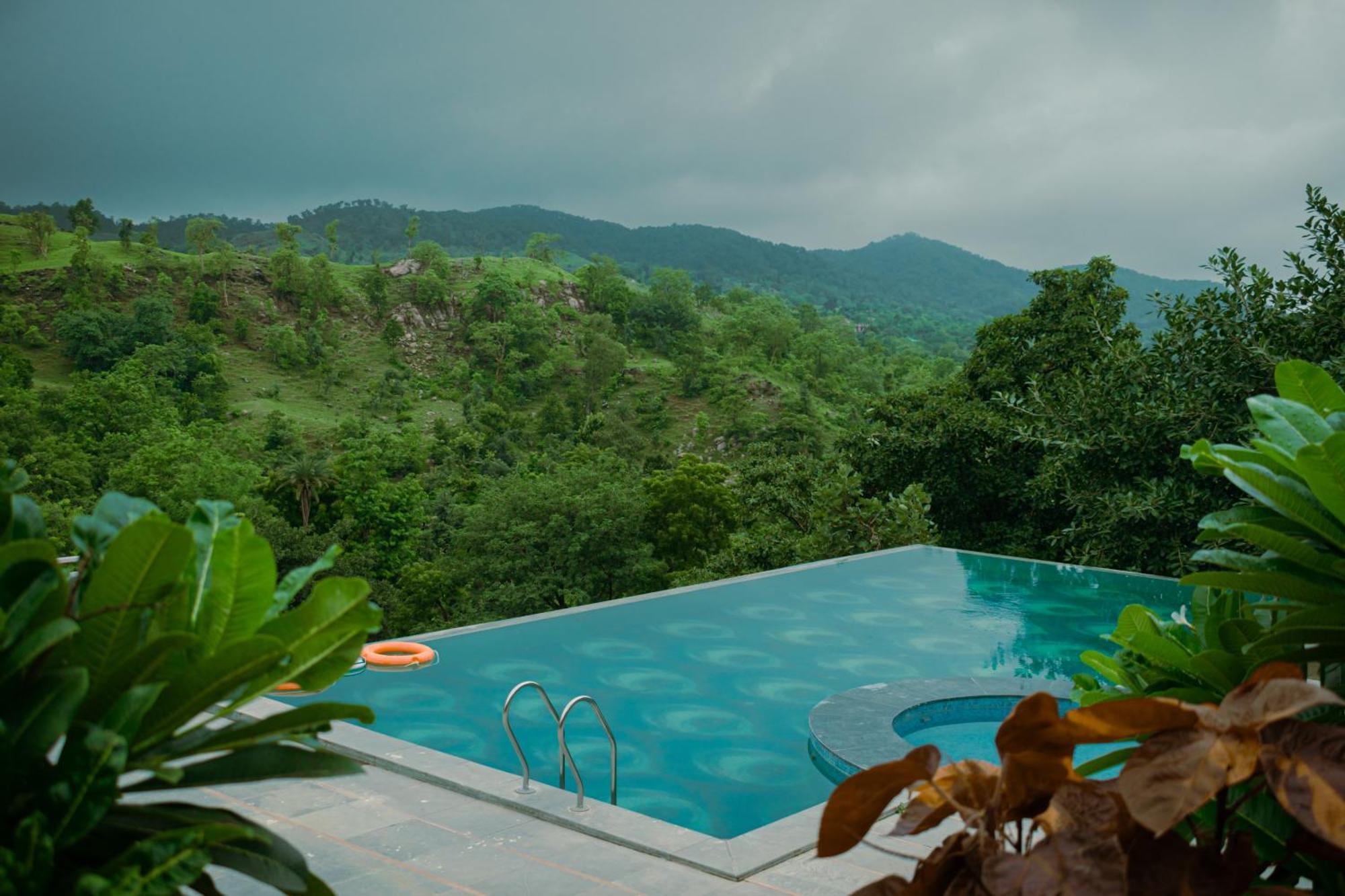 The Sky Imperial Pavoreal Jungle Resort Kumbhalgarh Zewnętrze zdjęcie